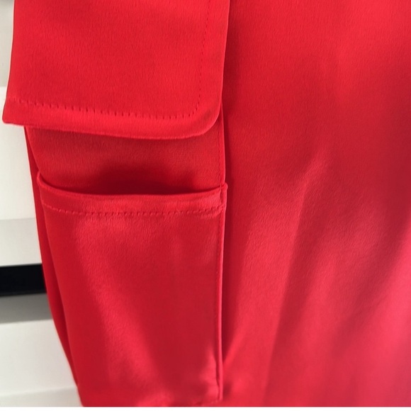 Bright red ALICE & Olivia satin cargo jogger sz SP - Picture 4 of 14